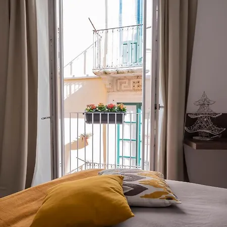 Artemide House - Bilocale Ortigia Wifi